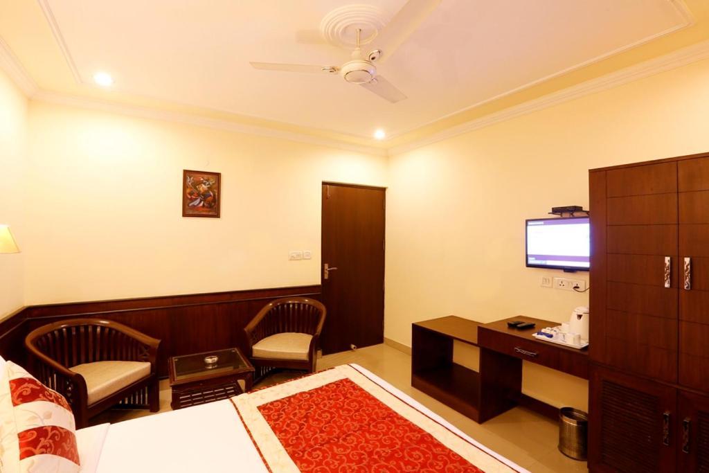Airport La Sapphire Hotel & Restaurant New Delhi Eksteriør bilde