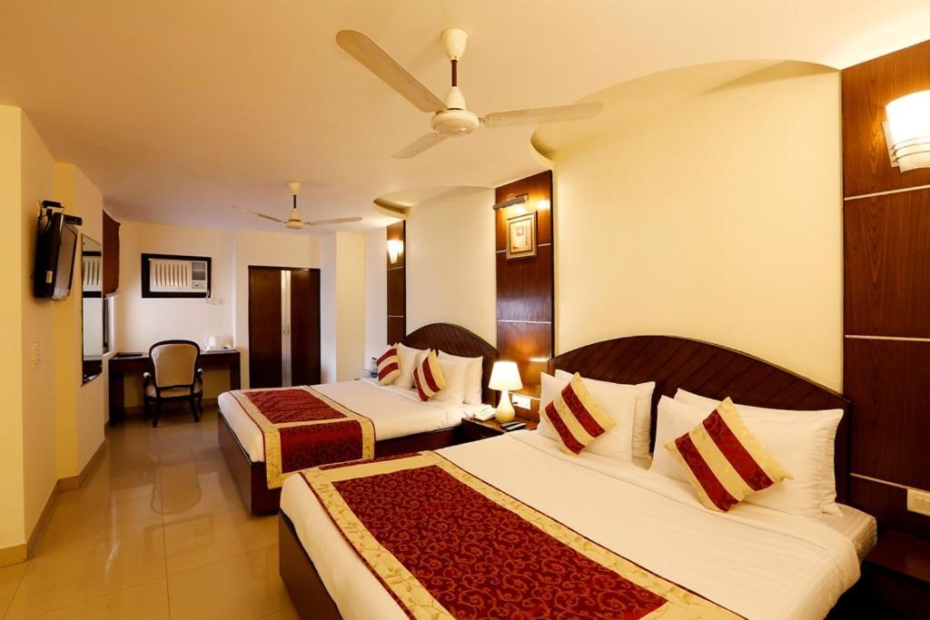 Airport La Sapphire Hotel & Restaurant New Delhi Eksteriør bilde