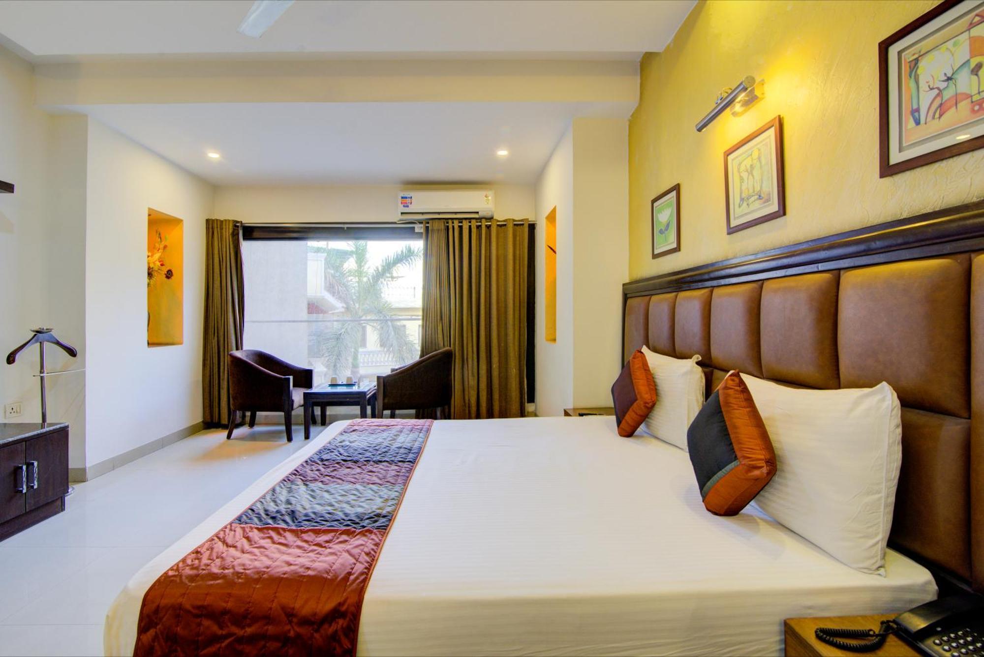 Airport La Sapphire Hotel & Restaurant New Delhi Eksteriør bilde